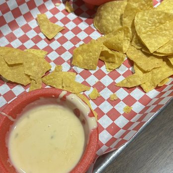 Jo's Burgers - Chips and dip - Steakhouses Near Me - Anadarko, Oklahoma