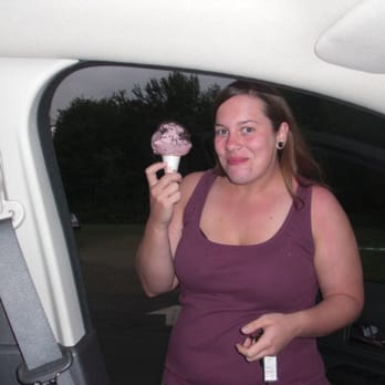 Lago's Ice Cream - Yes, that is a KIDDIE size! - Ice Cream & Frozen Yogurt Near Me - Rye, New Hampshire