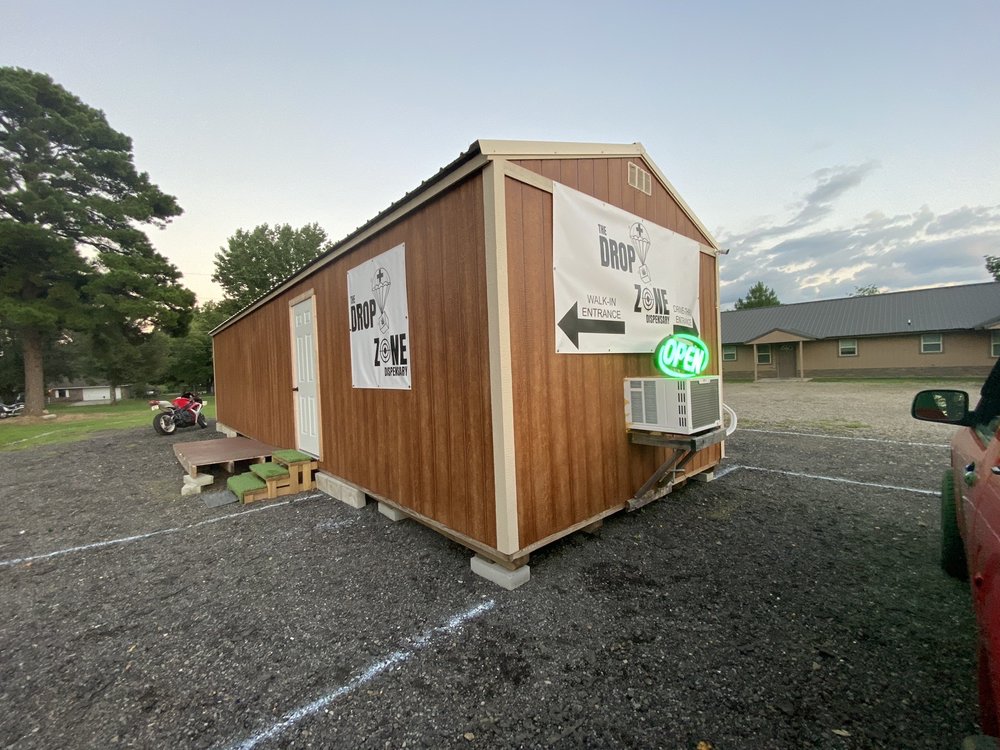 THE DROP ZONE DISPENSARY Updated August 2024 10 Photos 104233 US