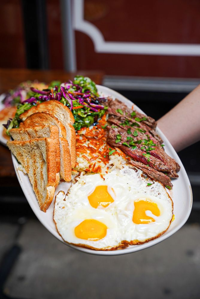 Carnegie Diner & Cafe, New York | Roadtrippers