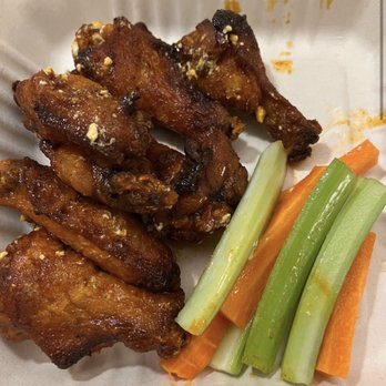 Atrio Wine Bar & Restaurant - Buffalo wings - Wine Bars Near Me - New York, New York