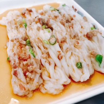 Mr. Champion - Bbq pork rice rolls - Cantonese Near Me - Arcadia, California Mr. Champion - Bbq pork rice rolls - Cantonese Near Me - Arcadia, California