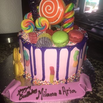 Cillie's Cakes - Candy Cake - Bakeries Near Me - Stafford, Texas Cillie's Cakes - Candy Cake - Bakeries Near Me - Stafford, Texas