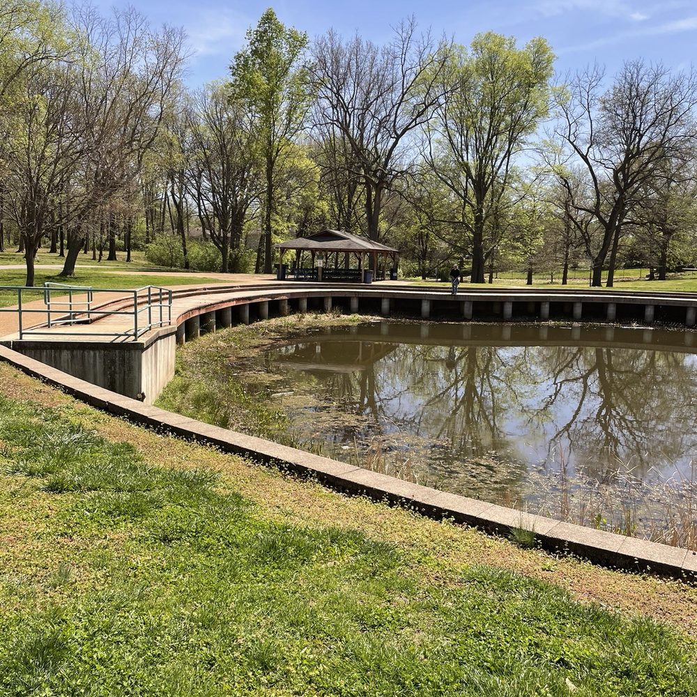 Bohrer Park - Small fishing pond - Tennis Near Me - St Louis, Missouri Bohrer Park - Small fishing pond - Tennis Near Me - St Louis, Missouri