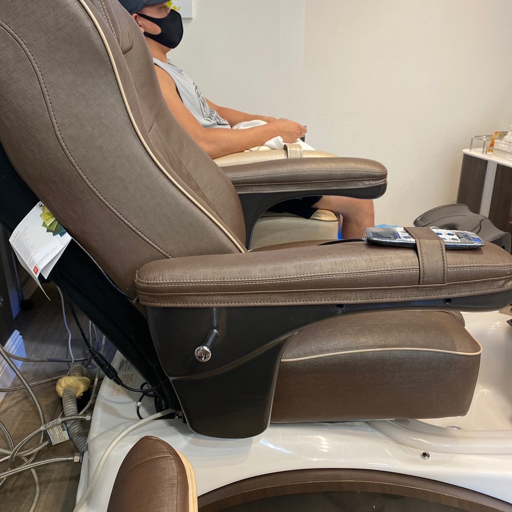 Nina Organic Nails & Spa - Nail Salons Near Me - San Dimas, California