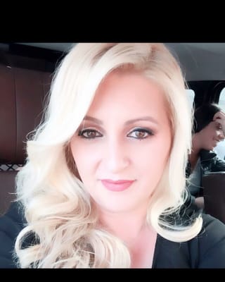 Express Yourself Salon by null