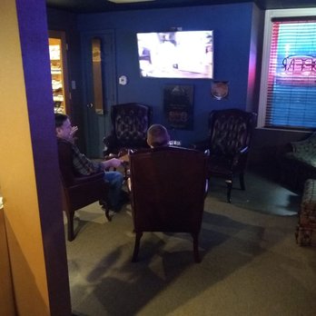 Havana's Choice Cigars - Lounge - Cigar Bars Near Me - Twinsburg, Ohio
