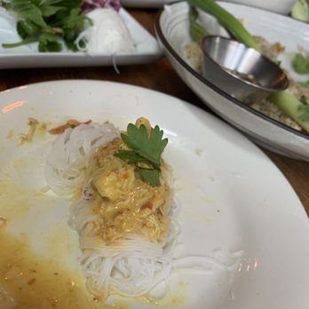 Mahaniyom - KANG PU (Crab Curry) - Cocktail Bars Near Me - Brookline, Massachusetts