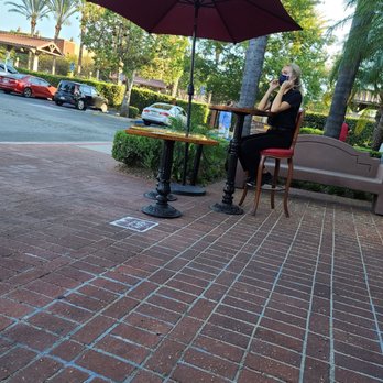 The Old Spaghetti Factory - Outdoor COVID service - Italian Near Me - Fullerton, California