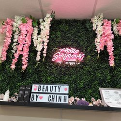 Lashes and Brows By Chinh - Cute studio space