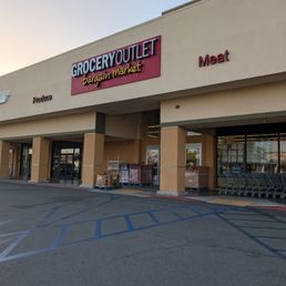 Exterior photo of Grocery Outlet - Long Beach, California Exterior photo of Grocery Outlet - Long Beach, California