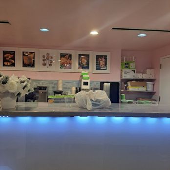 Kabob Cafe & Grill - Front counter - Halal Near Me - Tampa, Florida Kabob Cafe & Grill - Front counter - Halal Near Me - Tampa, Florida