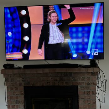 TV Mounting Service - TV Mounting Near Me - Bellevue, Washington