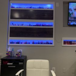 Pink Nails And Spa - Nail station