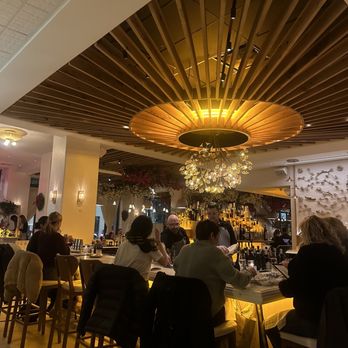 Almyra - View of bar area - Greek Near Me - Philadelphia, Pennsylvania