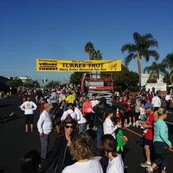 Harry Sutter Turkey Trot - Fun times worth the hordes of people!