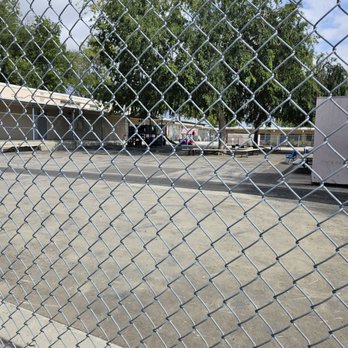 Canterbury Ave Elementary School - Kindergarten area - Elementary Schools Near Me - Arleta, California Canterbury Ave Elementary School - Kindergarten area - Elementary Schools Near Me - Arleta, California