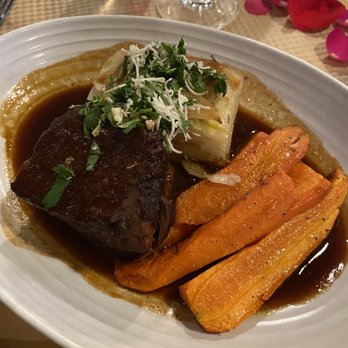 Central Market - Short ribs - New American Near Me - Petaluma, California Central Market - Short ribs - New American Near Me - Petaluma, California