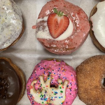 Doughside Donuts - Donuts Near Me