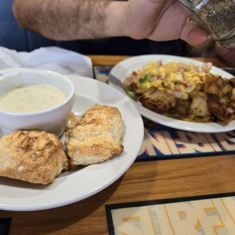 Beach Break Cafe - Gravy and biscuits as a side dish - Breakfast & Brunch Near Me - Oceanside, California Beach Break Cafe - Gravy and biscuits as a side dish - Breakfast & Brunch Near Me - Oceanside, California