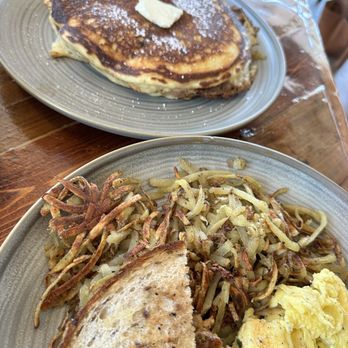 Dandelion Cafe - Coffee & Tea Near Me - Bellaire, Texas