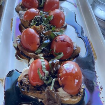 Foster's Kitchen Waikoloa - Goat cheese Bruschetta - American Near Me - Waikoloa, Hawaii Foster's Kitchen Waikoloa - Goat cheese Bruschetta - American Near Me - Waikoloa, Hawaii
