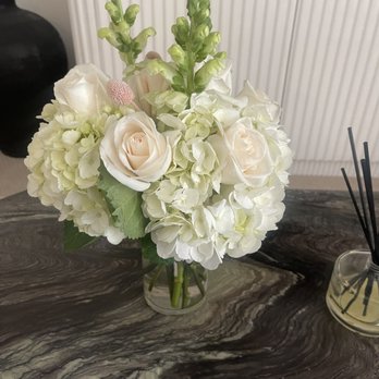 Noble Garden - Flowers we received - Florists Near Me - Redondo Beach, California Noble Garden - Flowers we received - Florists Near Me - Redondo Beach, California