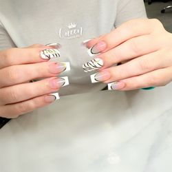 Queen Nails & Spa