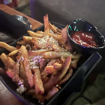 Sparrow - Truffle fries - Cocktail Bars Near Me - Fort Lauderdale, Florida Sparrow - Truffle fries - Cocktail Bars Near Me - Fort Lauderdale, Florida