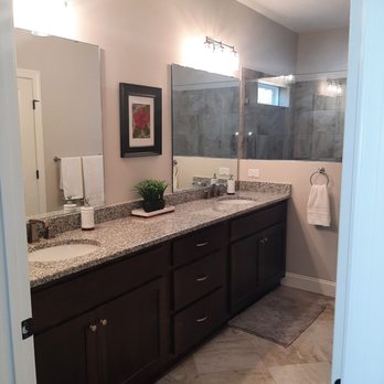 Brown Haven Homes - Master Bath - General Contractors Near Me - Asheville, North Carolina