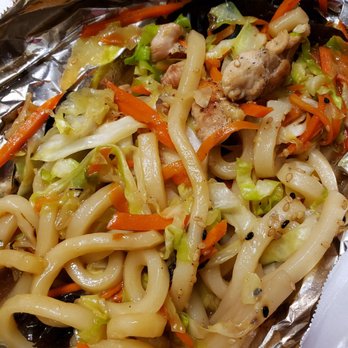 Araya Sushi - Chicken udon - Sushi Bars Near Me - Markham, Ontario