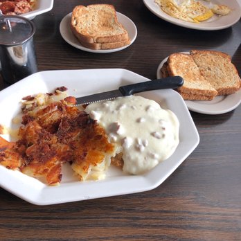 The Garden Grill - Country fried steak with potatoes and onions - Breakfast & Brunch Near Me - Davie, Florida