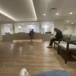 Seven Oaks Women's Center - Waiting room