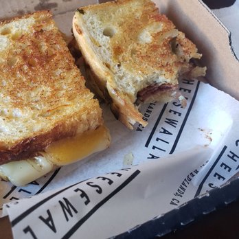 Cheesewalla - Jalapeño popper sandwich--yum !! - Sandwiches Near Me - Redlands, California Cheesewalla - Jalapeño popper sandwich--yum !! - Sandwiches Near Me - Redlands, California