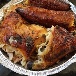 Quisqueya Grocery - Large platter of chicken and plantains over rice ($8 + tax) - IG: @wandersauce