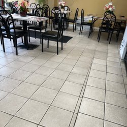 Marie’s Jamaican Cuisine - Seating area