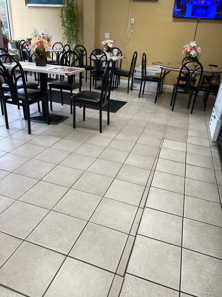 MARIE’S JAMAICAN CUISINE Updated September 2024 305 Garfield Ave