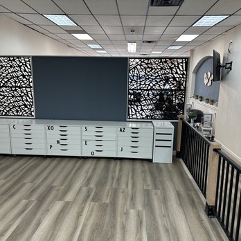 Lavish Nails Georgetown  - Nail Salons Near Me - Georgetown, Texas