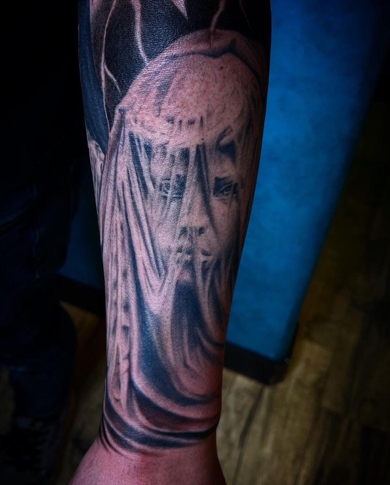 THOMPSON TATTOO COMPANY Updated August 2024 11 Photos 229 Lomax