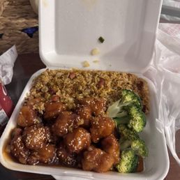 C21. 芝麻鸡 / Sesame Chicken C21. 芝麻鸡 / Sesame Chicken