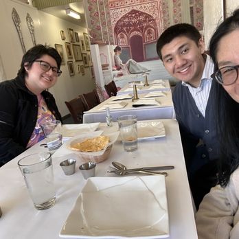 Naan N Masala - Quiet relaxing lunch - Indian Near Me - Sunnyvale, California