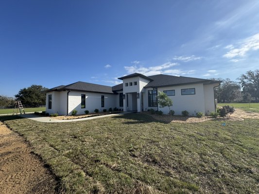 Hill's Seamless Gutters