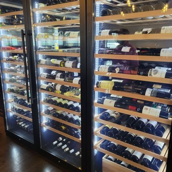 Bourbon Boulevard - Steakhouses Near Me - Chantilly, Virginia