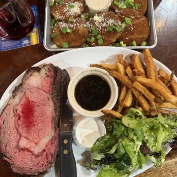 Hoodoo Brown BBQ - Barbeque Near Me - Ridgefield, Connecticut