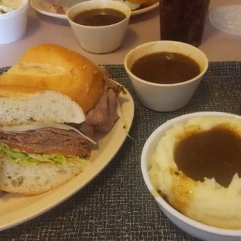 Bud's Buffet - Roast beef dip with side of mashed potatoes - Halal Near Me - Sacramento, California Bud's Buffet - Roast beef dip with side of mashed potatoes - Halal Near Me - Sacramento, California
