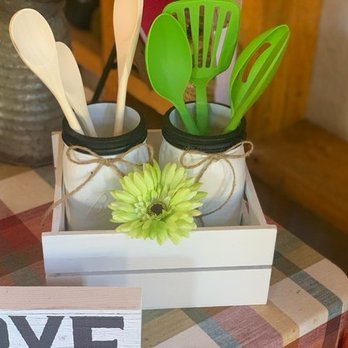 Pine-O-Mine Ranch - Rustic kitchen decor for sale in the barn! - Fruits & Veggies Near Me - Placerville, California Pine-O-Mine Ranch - Rustic kitchen decor for sale in the barn! - Fruits & Veggies Near Me - Placerville, California