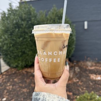 Blanchard's Coffee - Gingerbread latte with oat milk - Coffee & Tea Near Me - Richmond, Virginia Blanchard's Coffee - Gingerbread latte with oat milk - Coffee & Tea Near Me - Richmond, Virginia