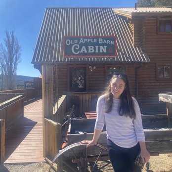 Old Apple Barn - Bakeries Near Me - High Rolls, New Mexico