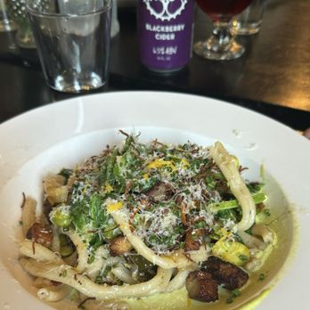 Magpie Cafe - Pasta - New American Near Me - Sacramento, California Magpie Cafe - Pasta - New American Near Me - Sacramento, California