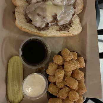 Doc & Eddy's - Prime Rib - Sports Bars Near Me - Tempe, Arizona